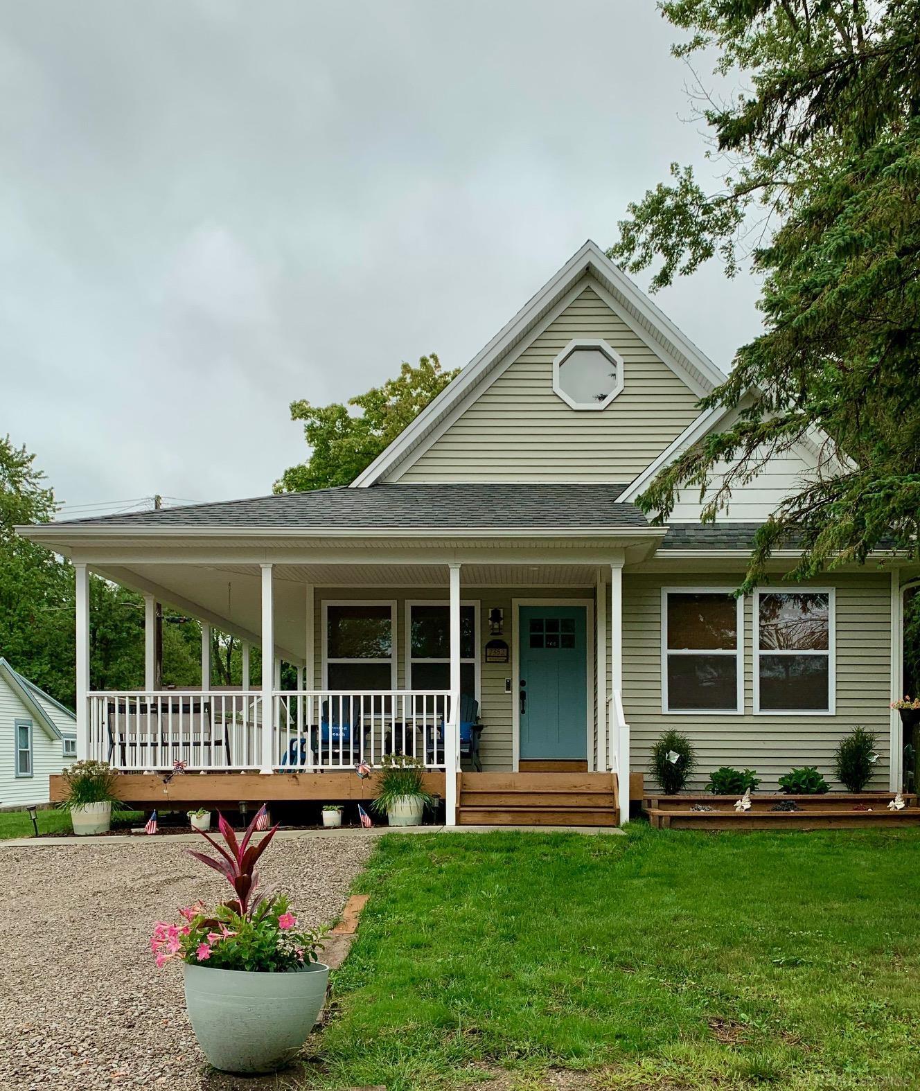 7352 Rosewood Road Lexington, MI 48450 - Photo 1 of 30 50172018-597af7df-79a9-40d3-87f8-7b00a9ceced4.JPG