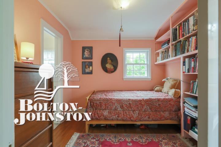 869 Whittier Road Grosse Pointe, MI 48230 - Photo 33 of 60 Bedroom with Private Bath