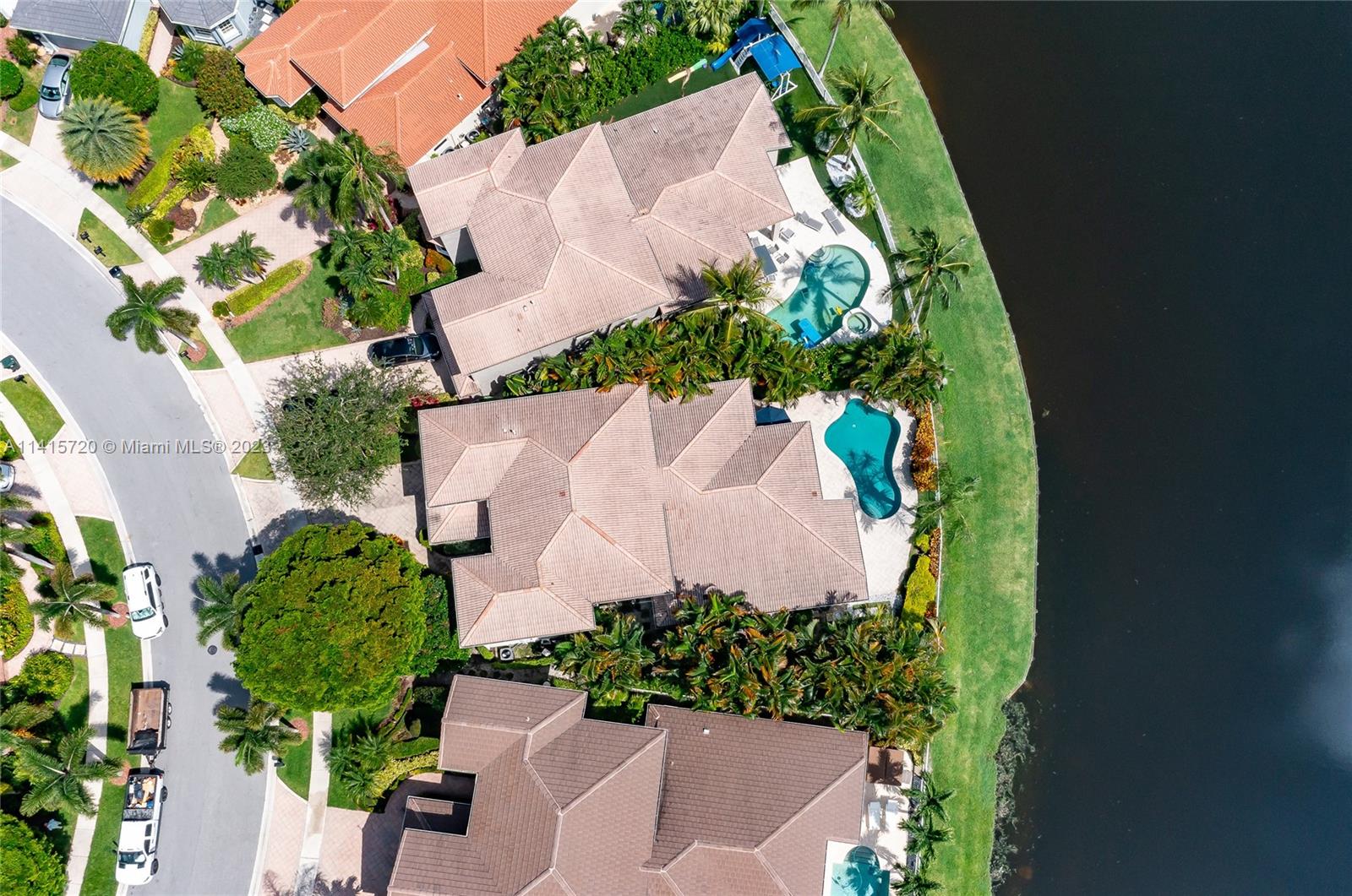 4167 Briarcliff Circle Boca Raton, FL 33496 - Photo 46 of 56 an aerial view of a house