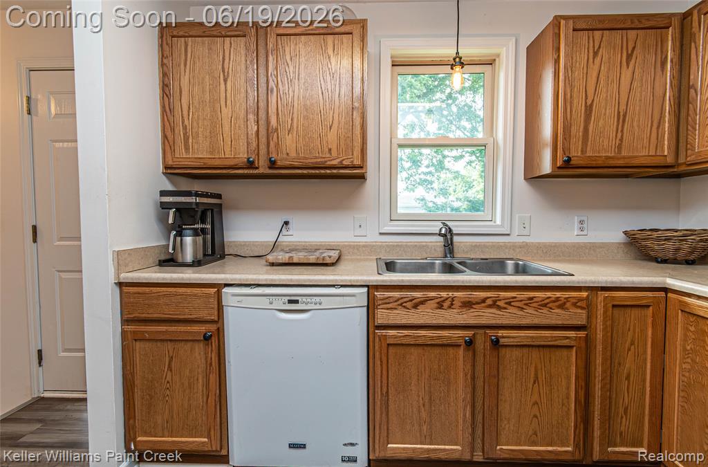 282 Clinton Street Romeo, MI 48065 - Photo 18 of 48