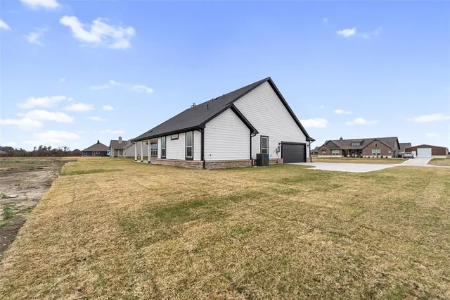 $499,900 | 3107 White Oak Road, Terrell, TX 75161