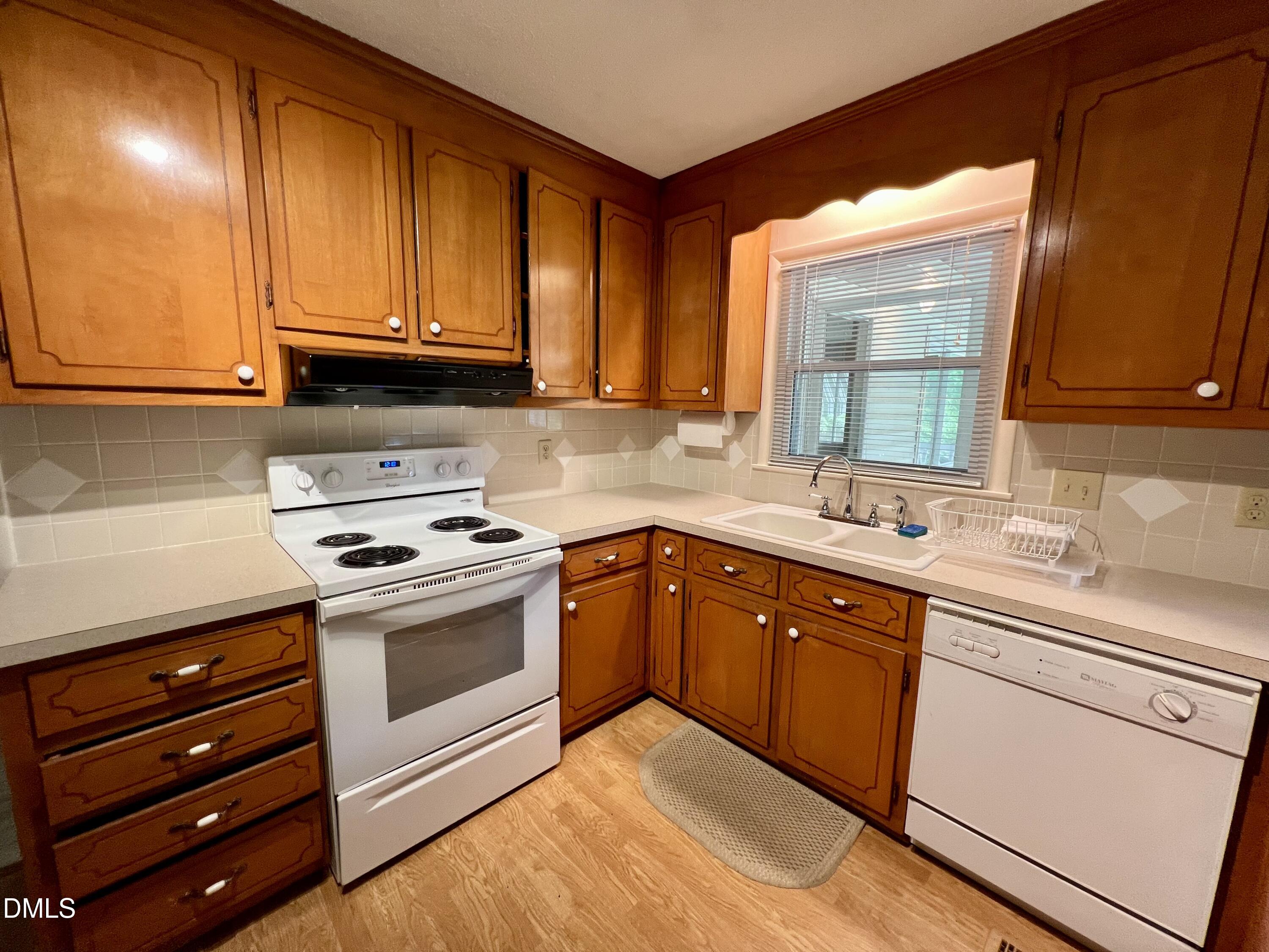 3712 Rivermont Road Durham, NC 27712 - Photo 15 of 35