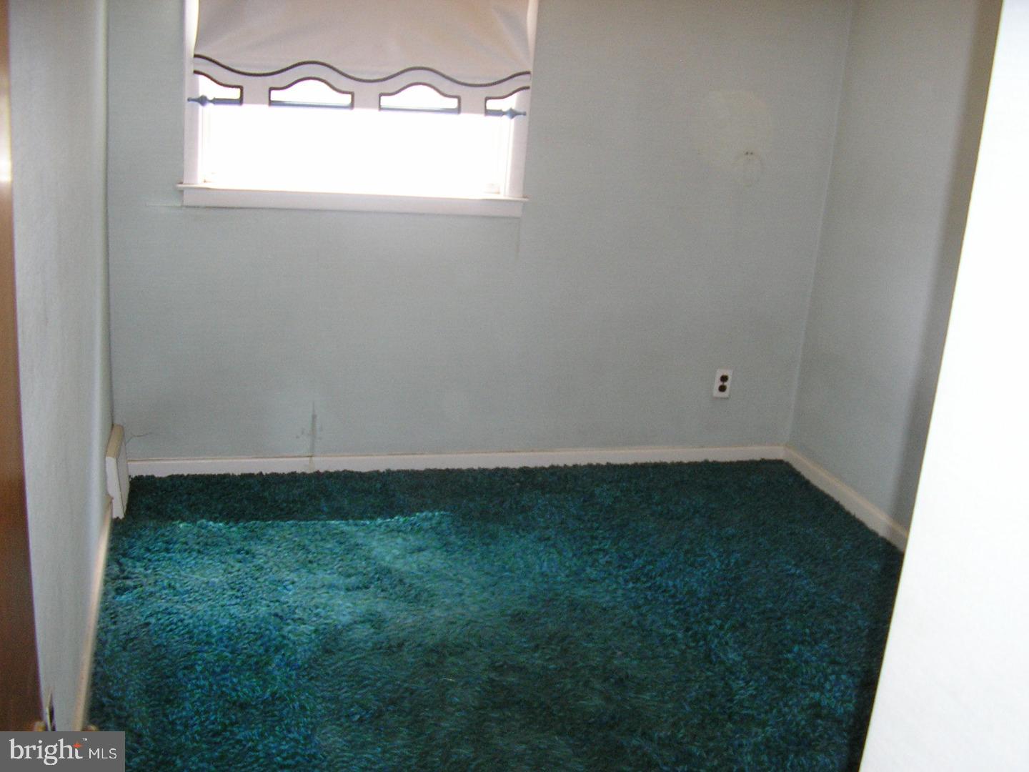 2708 West Country Club Road Philadelphia, PA 19131 - Photo 12 of 18 Bedroom 3