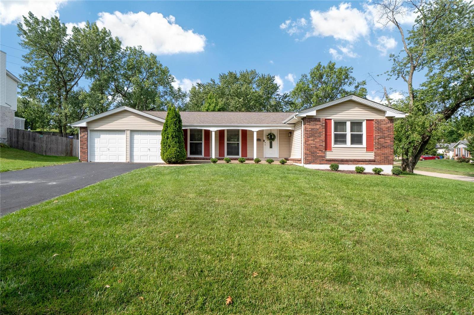 11930 Greenwalk Drive St. Louis, MO 63146 - Photo 1 of 26