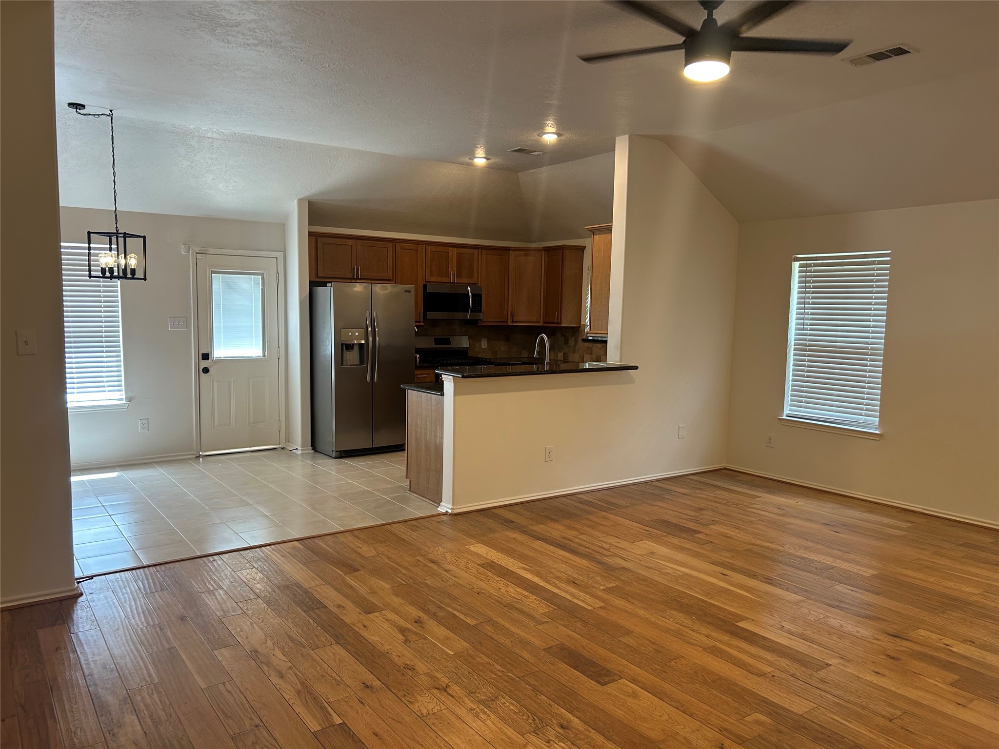 5523 Autumn Ash Lane Rosharon, TX 77583 - Photo 5 of 19