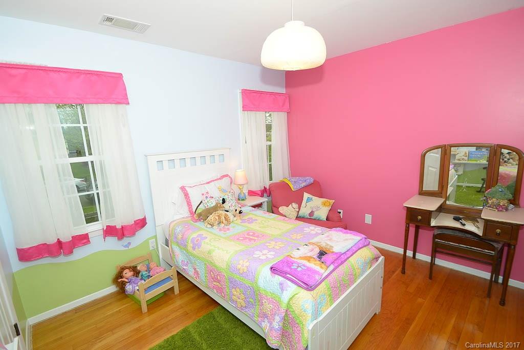 6632 Old Post Road, Unit 28 Charlotte, NC 28212 - Photo 16 of 24 Gallery Image 16