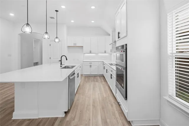 $2,500 | 181 Slenderleaf Drive, Marble Falls, TX 78654