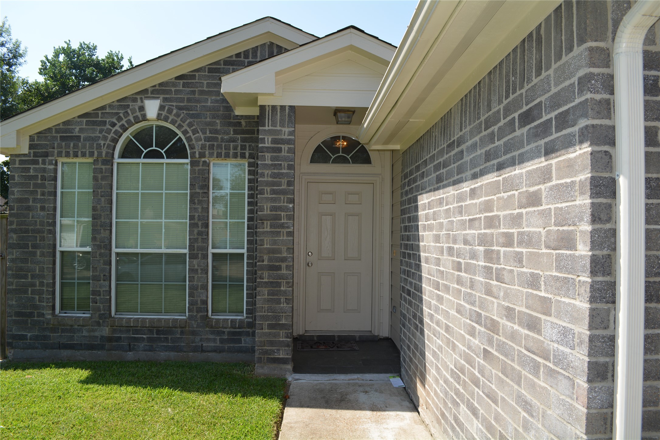 5329 Tallowpine Terrace Katy, TX 77493 - Photo 4 of 21 a view of a small house