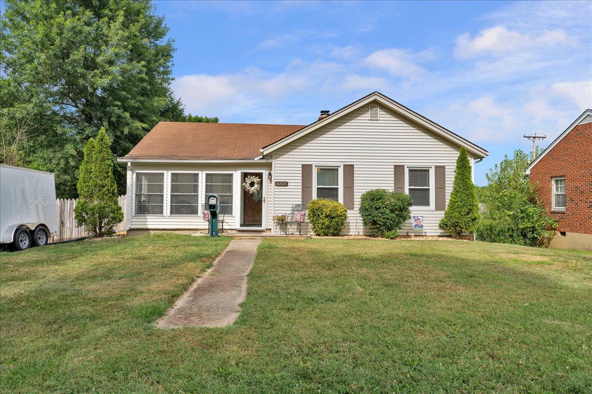 4705 Hazelridge Road Northwest Roanoke, VA 24012 - Photo 1 of 31 Front