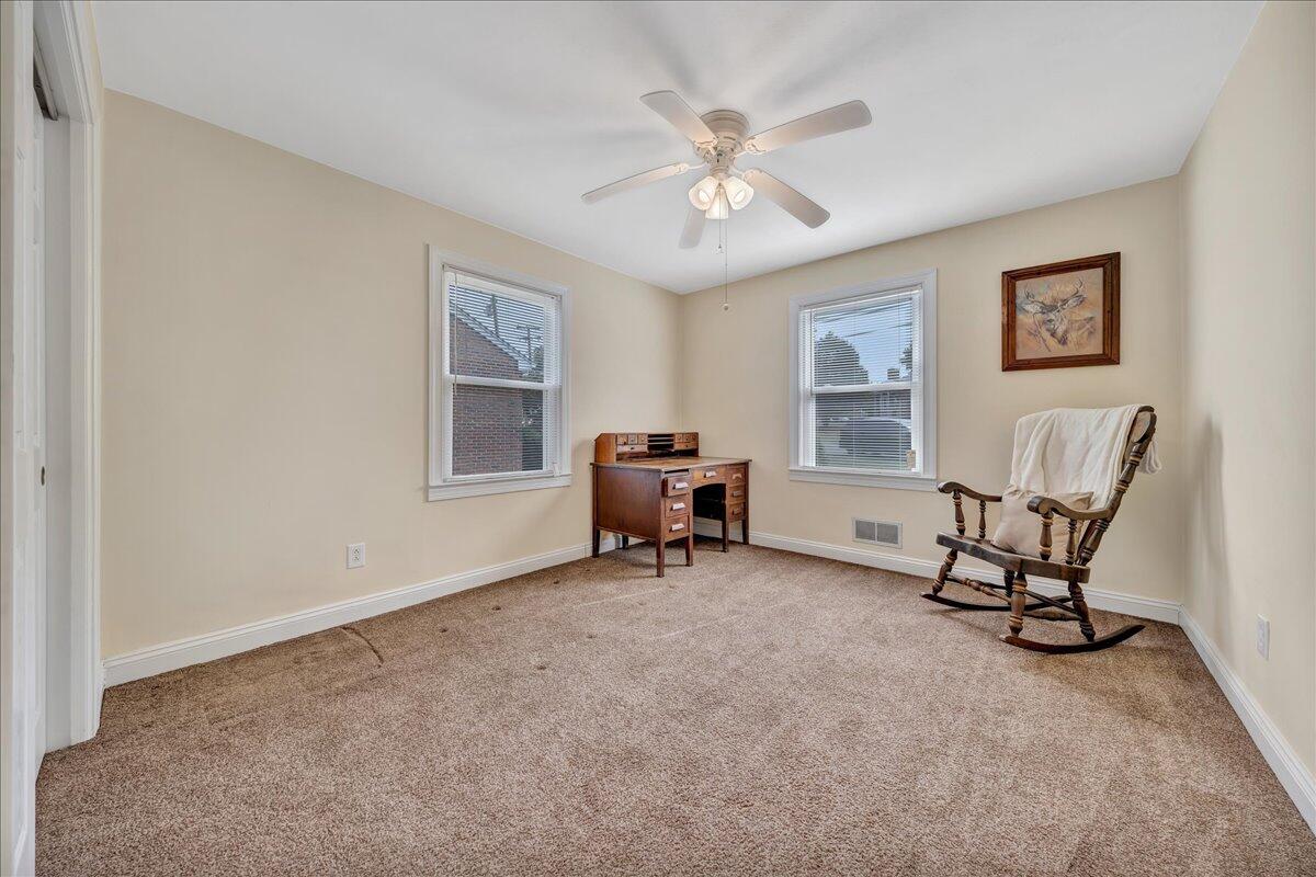 4705 Hazelridge Road Northwest Roanoke, VA 24012 - Photo 22 of 31 Bedroom