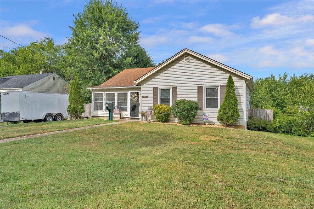 4705 Hazelridge Road Northwest Roanoke, VA 24012 - Photo 31 of 31 Front