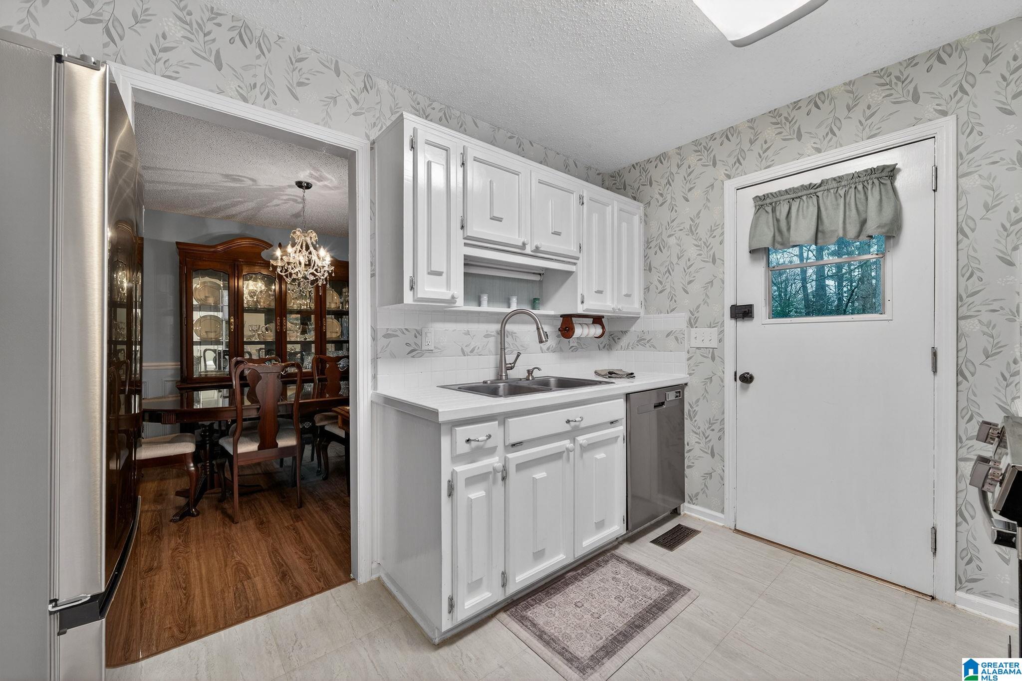 5008 Indian Valley Road Birmingham, AL 35244 - Photo 18 of 61