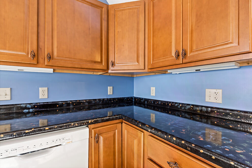 814 Augusta-Rockland Road Windsor, ME 04363 - Photo 20 of 80 41_BP5A0126_DxO_mls