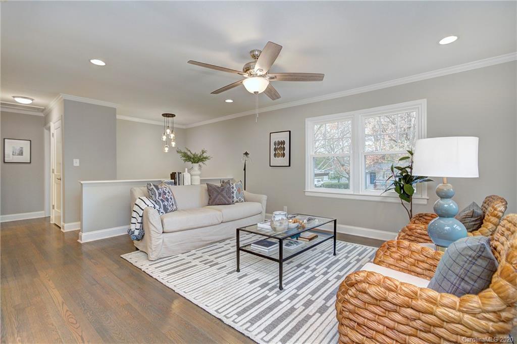 3908 Farmview Road Charlotte, NC 28205 - Photo 5 of 25 a living room with furniture and a window