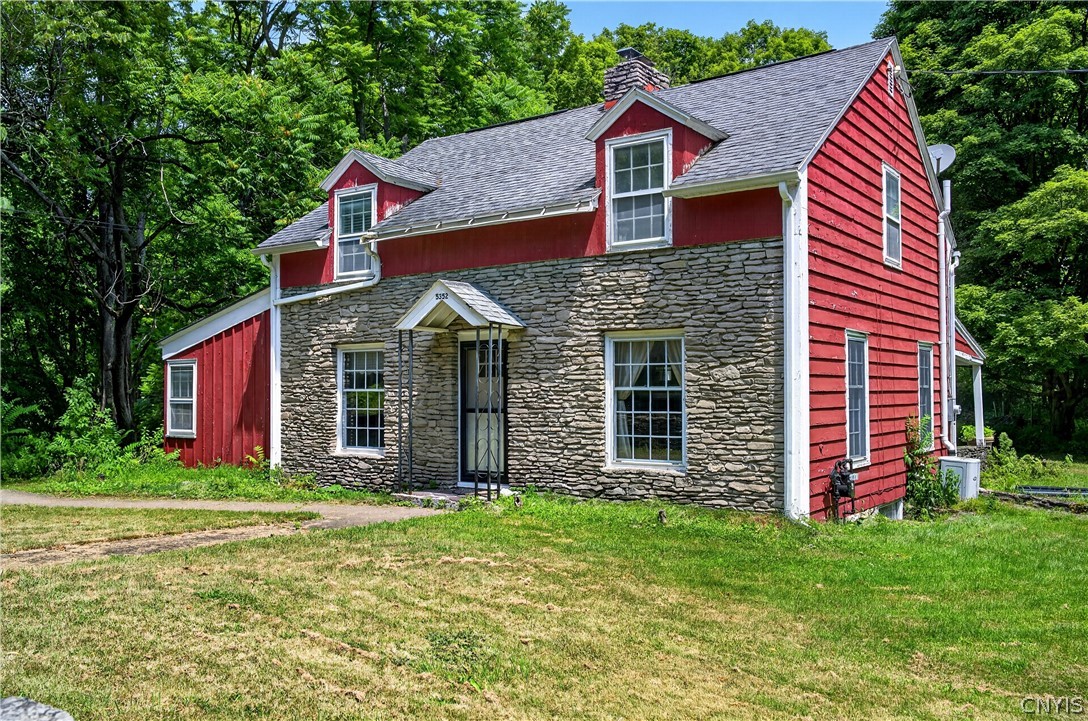 5352 Onondaga Road Syracuse, NY 13219 - Photo 4 of 49