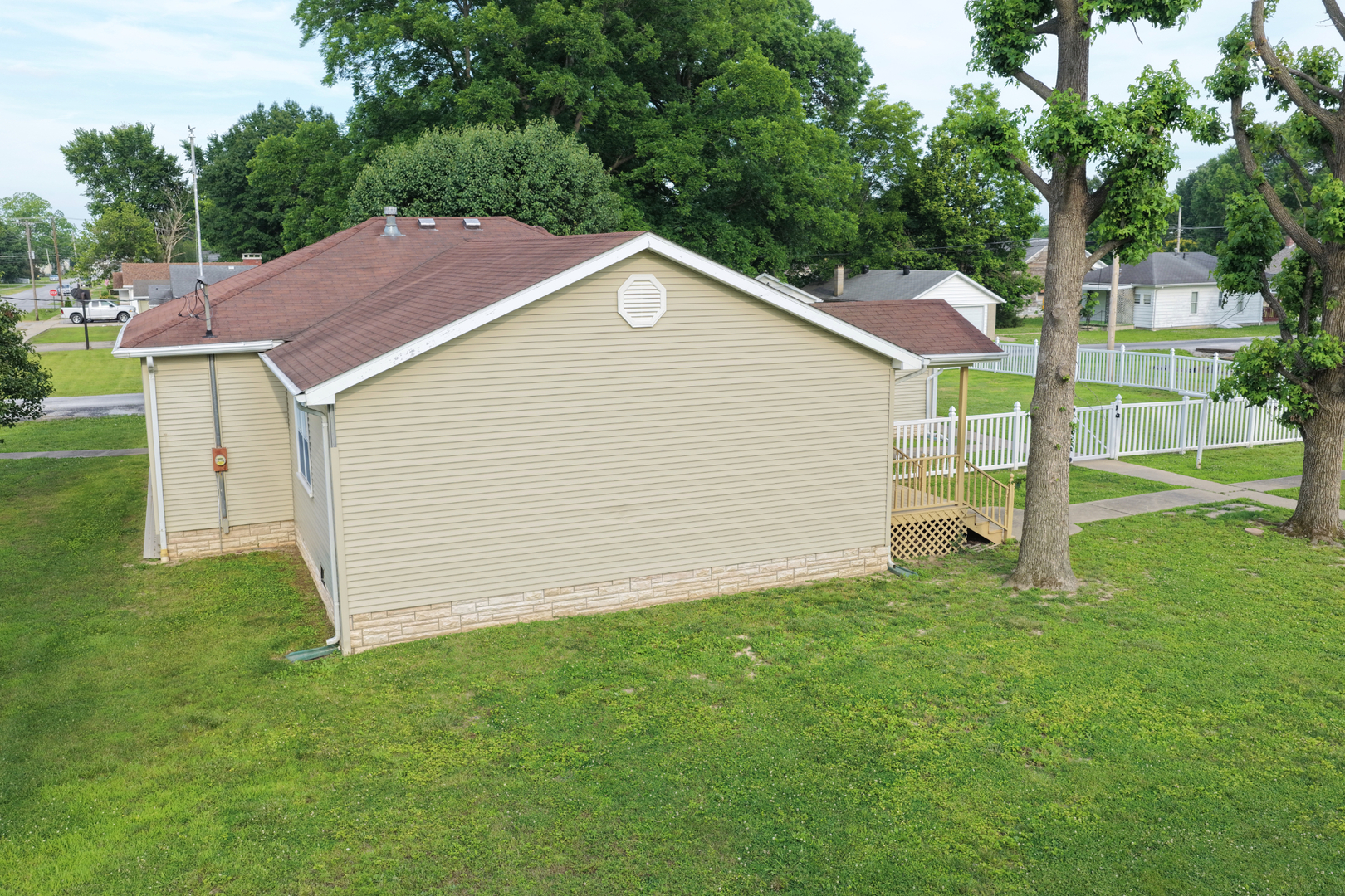 602 West Ray Avenue Christopher, IL 62822 - Photo 14 of 61