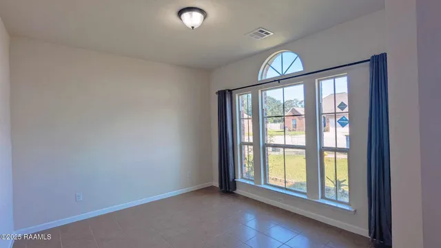 $1,750 | Undisclosed Address, Carencro, LA 70520