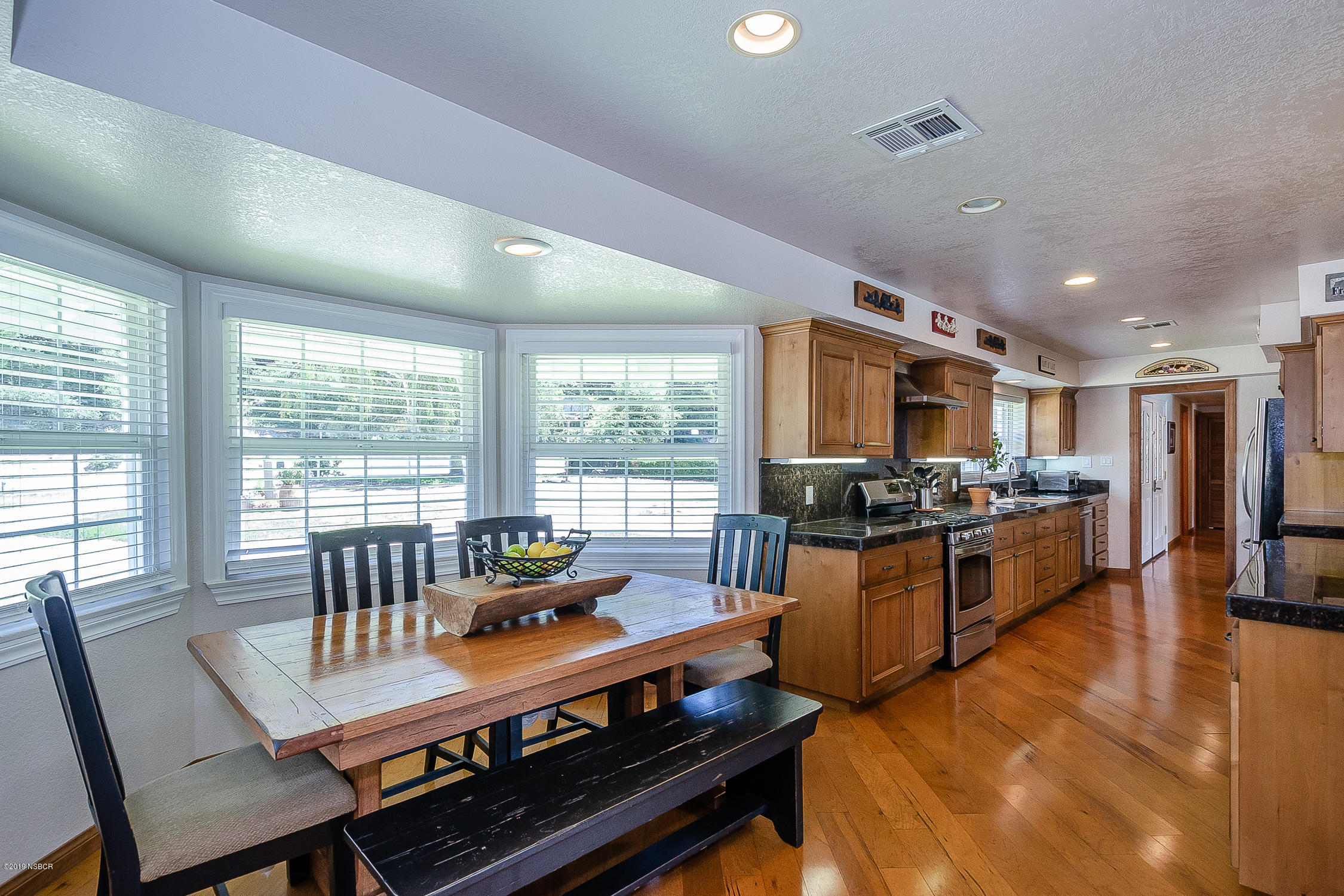 1395 San Miguelito Road Lompoc, CA 93436 - Photo 18 of 43 16 family room