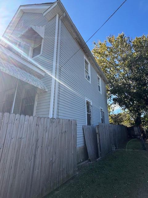 917 11th Street Augusta, GA 30901 - Photo 3 of 15 Right side