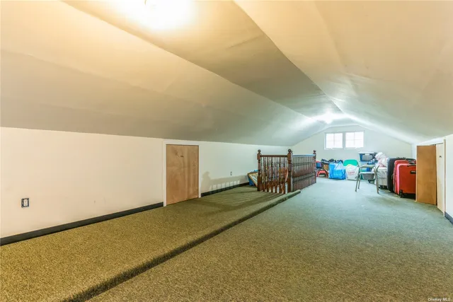 a view of a livingroom with an empty space