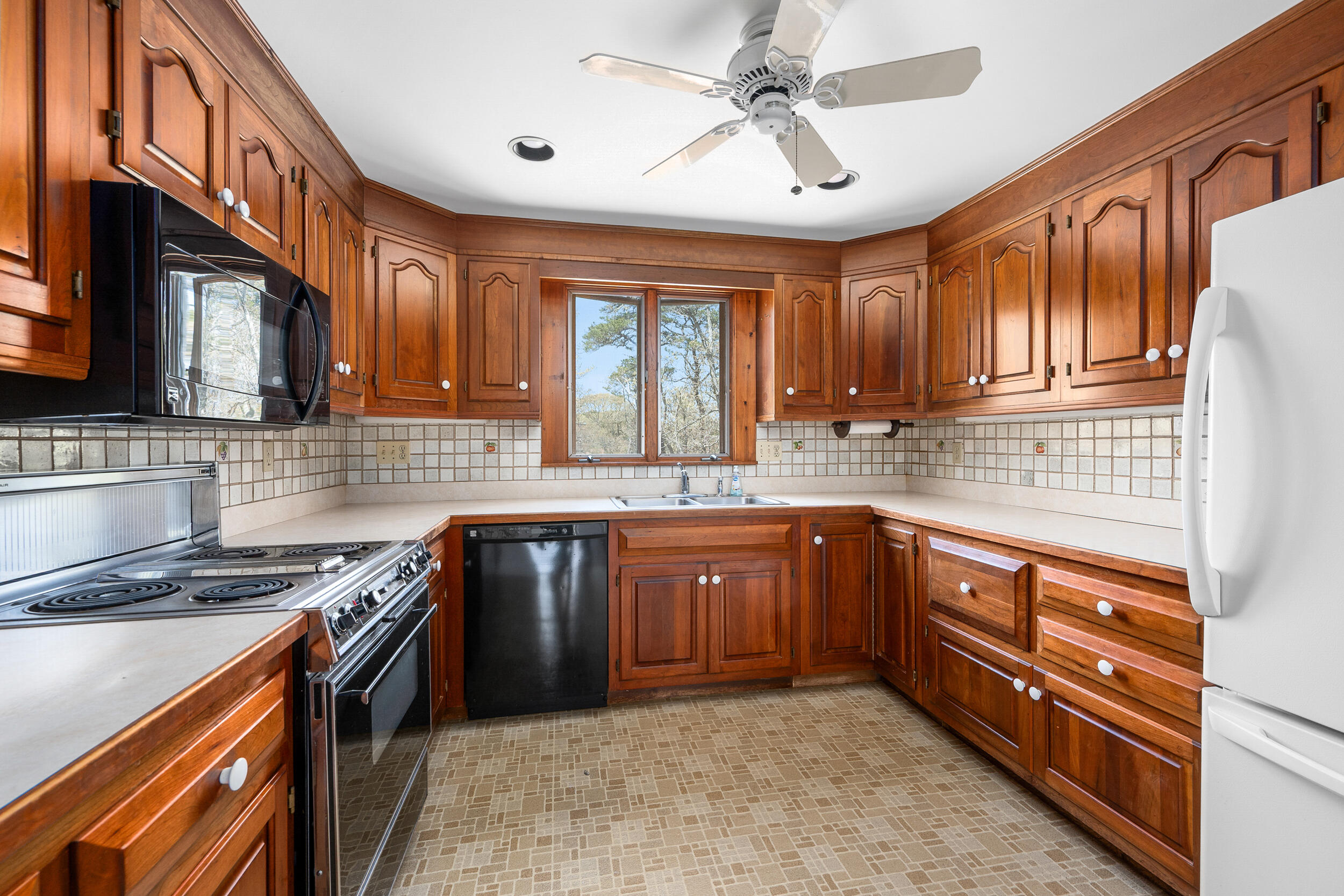 310 Depot Road Harwich, MA 02645 - Photo 10 of 59 13_dsc_4692 (1)