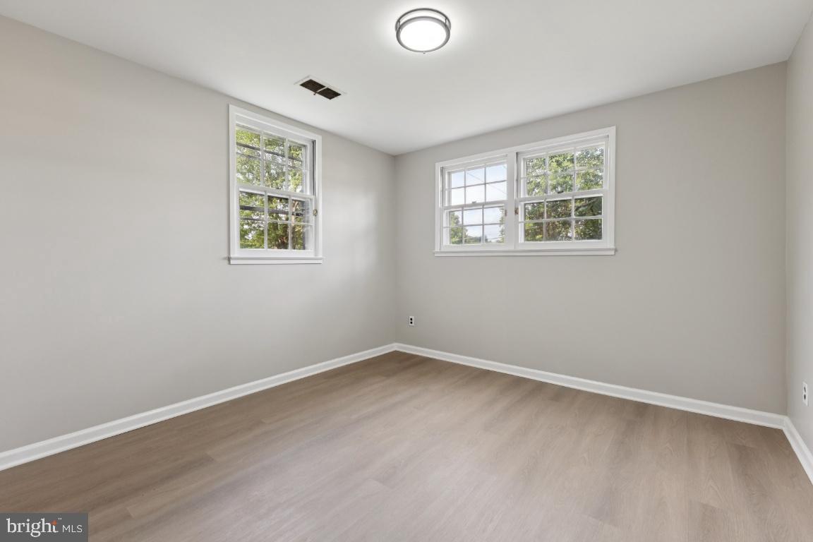 5307 Kepler Lane Springfield, VA 22151 - Photo 14 of 31 Bright and airy room with natural light.
