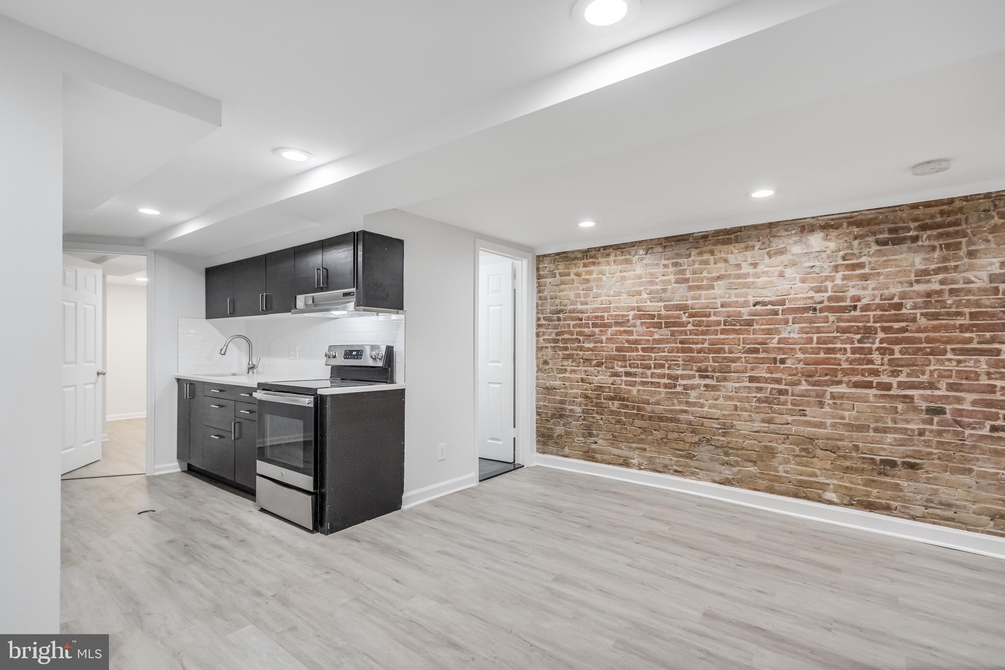 46 Q Street Northeast, Unit B Washington, DC 20002 - Photo 2 of 27