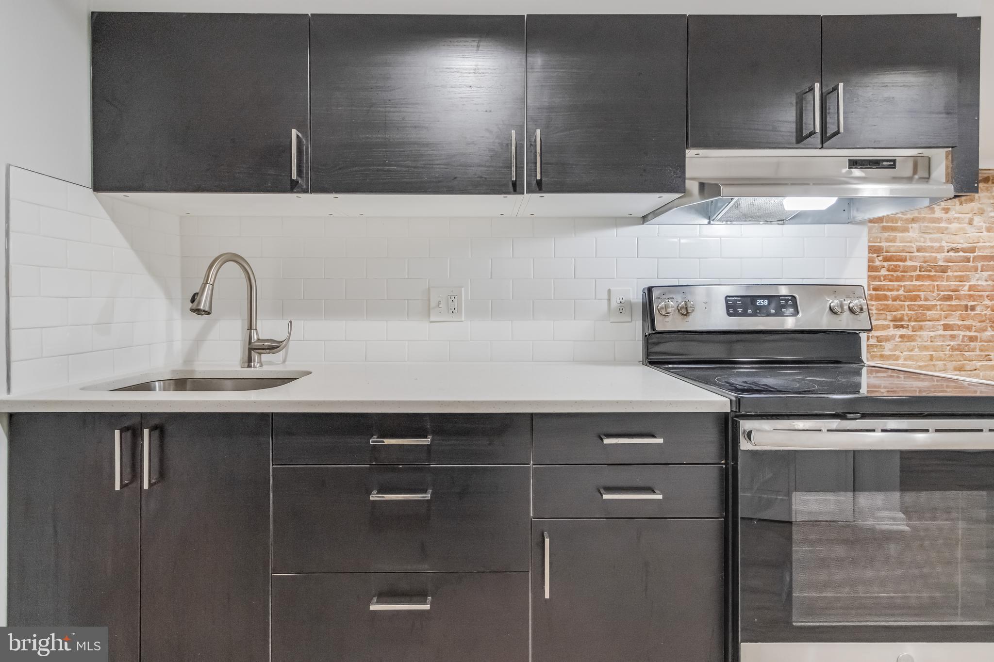 46 Q Street Northeast, Unit B Washington, DC 20002 - Photo 5 of 27