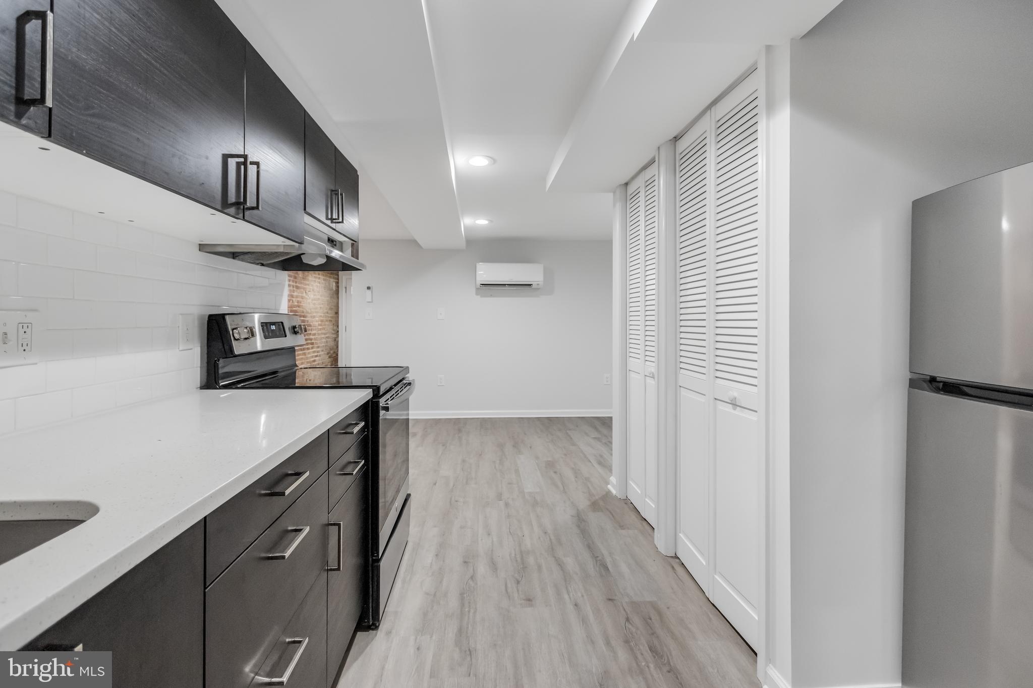 46 Q Street Northeast, Unit B Washington, DC 20002 - Photo 7 of 27