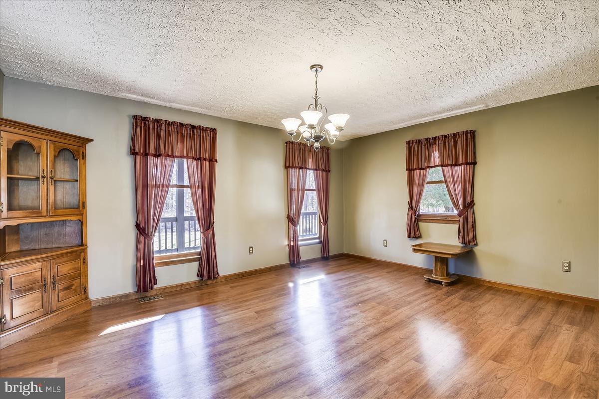 1439 Gilbert Road Arnold, MD 21012 - Photo 5 of 68 Living Room Gleaming Hardwood Flooring
