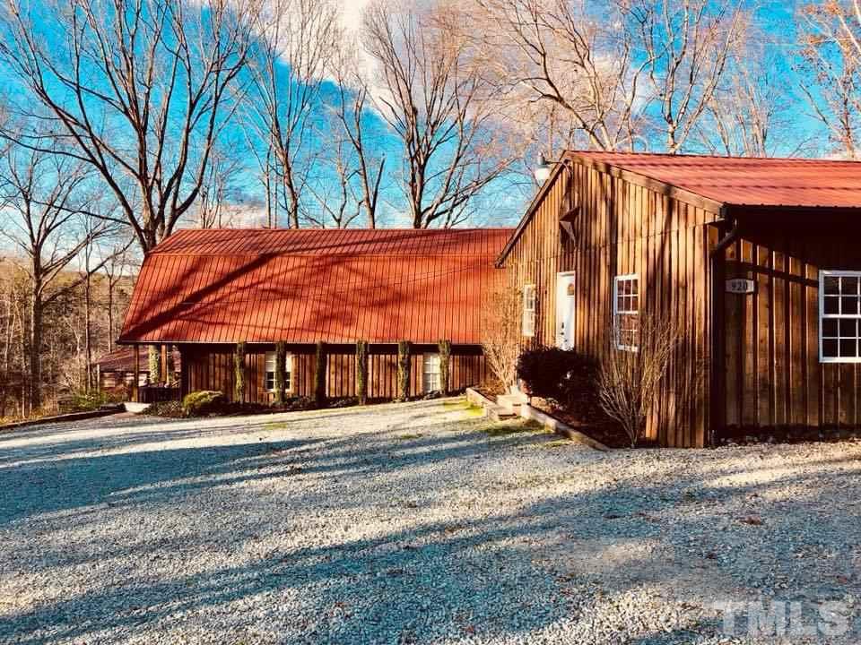 920 Huff Garrett Road Roxboro, NC 27574 - Photo 5 of 25 Gallery Image 5