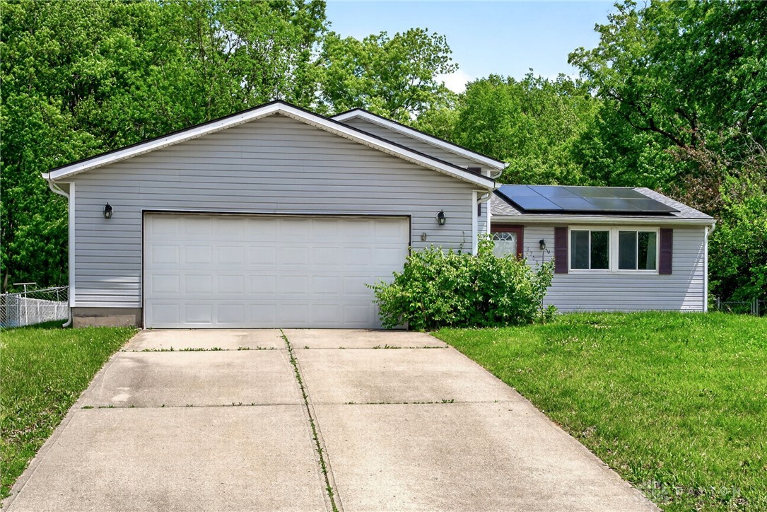 6302 Gander Road East Dayton, OH 45424 - Photo 3 of 58 Gallery Image 3