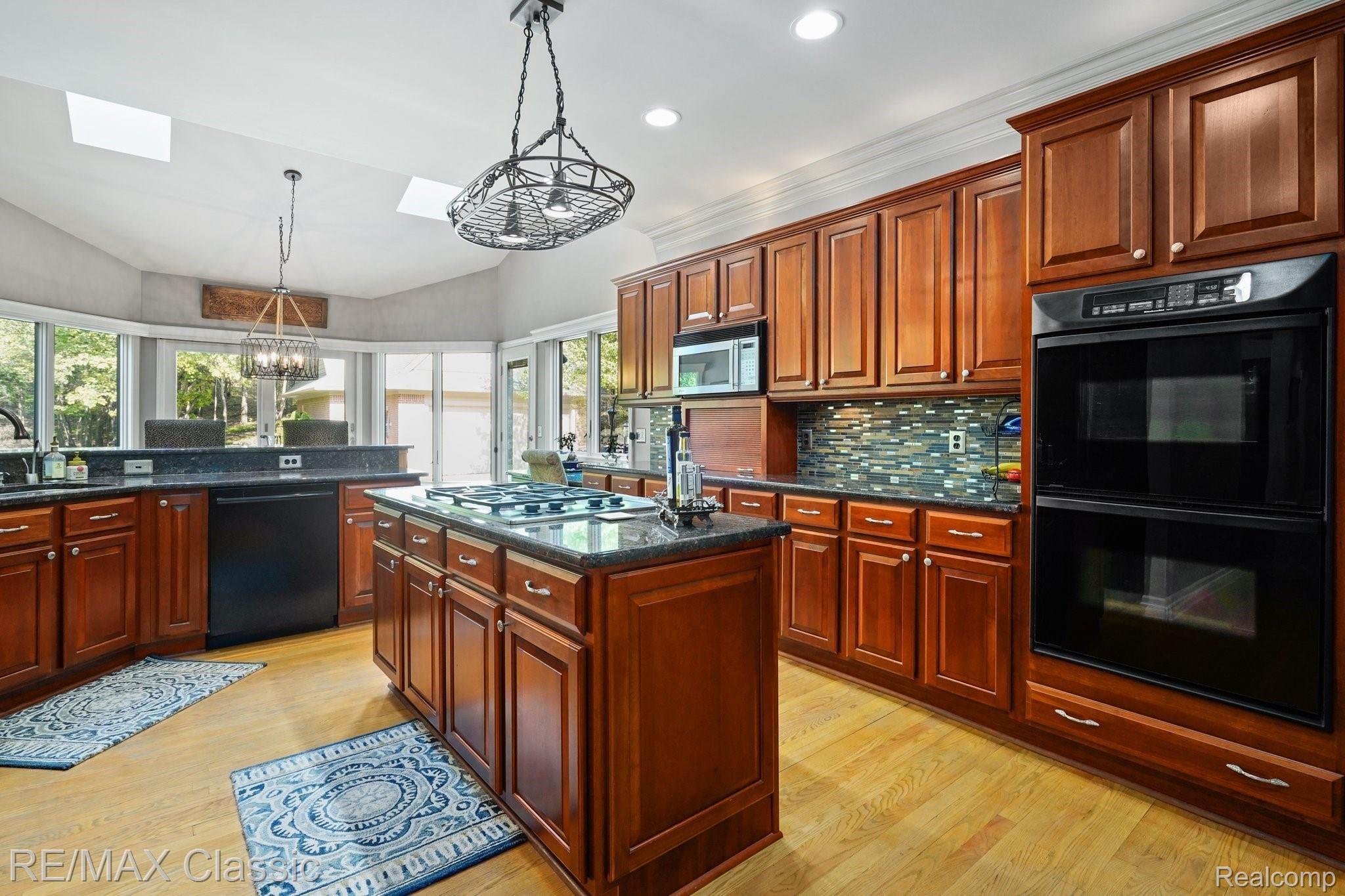 1352 Timber Ridge Court Milford, MI 48380 - Photo 16 of 77 Kitchen