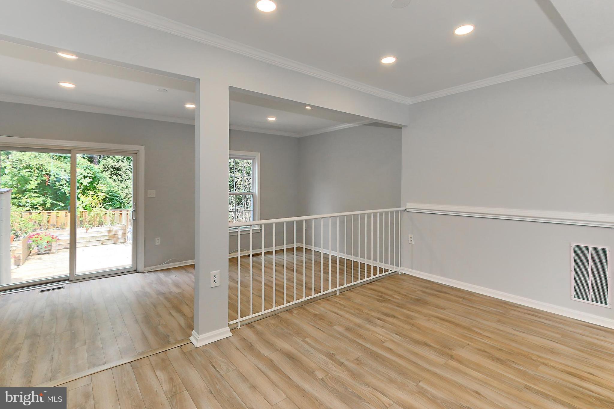 10270 Latney Road Fairfax, VA 22032 - Photo 11 of 52 Dining room looking towards living room