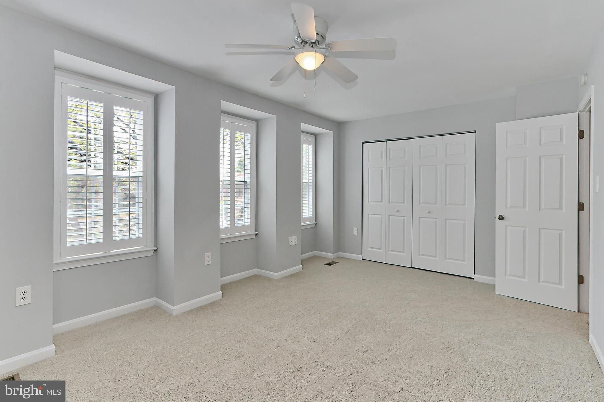10270 Latney Road Fairfax, VA 22032 - Photo 22 of 52 3 dormer windows with plantation shutters