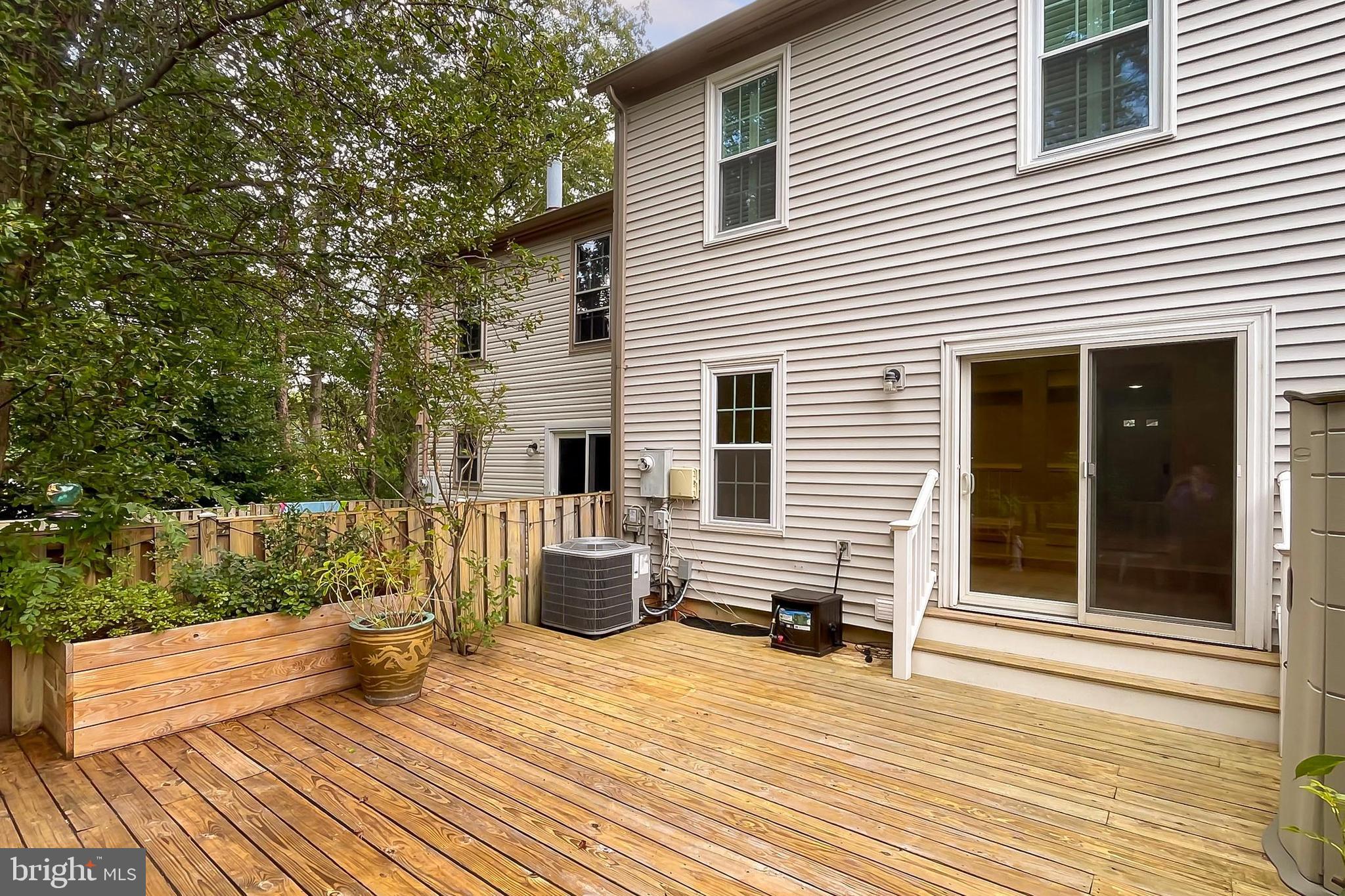 10270 Latney Road Fairfax, VA 22032 - Photo 40 of 52 Rear of home