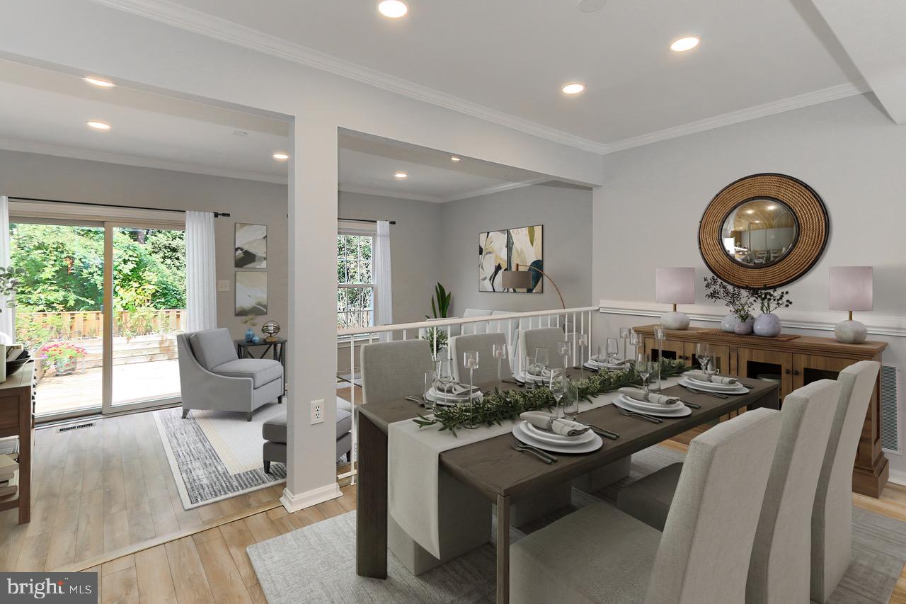 10270 Latney Road Fairfax, VA 22032 - Photo 10 of 52 Dining room virtually staged