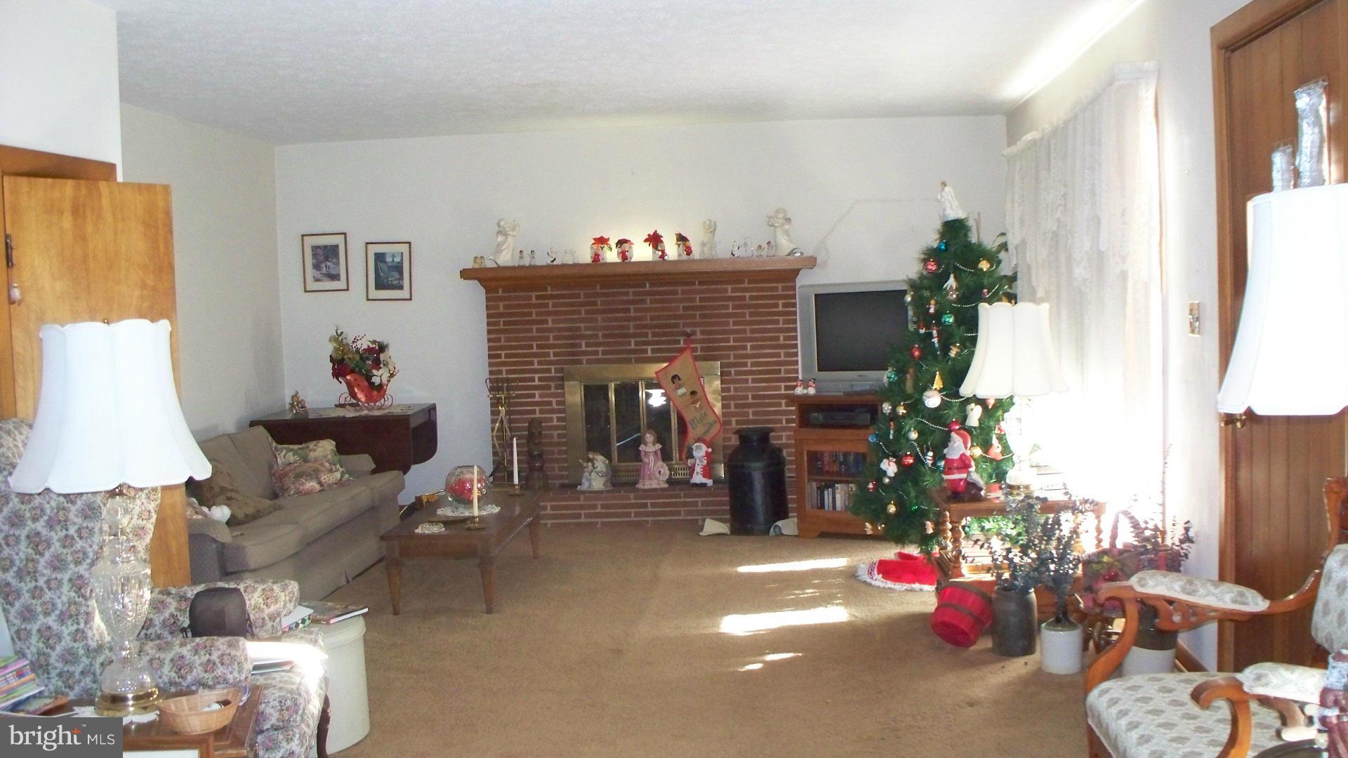 1506 Harkins Road Pylesville, MD 21132 - Photo 6 of 20 Living Room