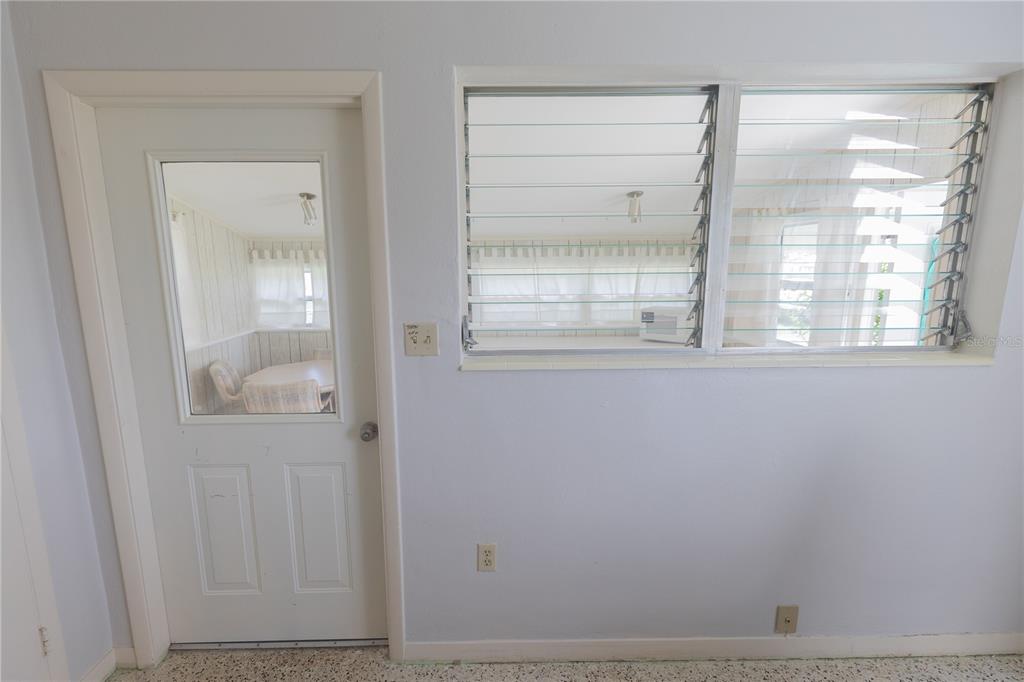 1010 Glen Ridge Drive Leesburg, FL 34748 - Photo 5 of 24 a view of front door