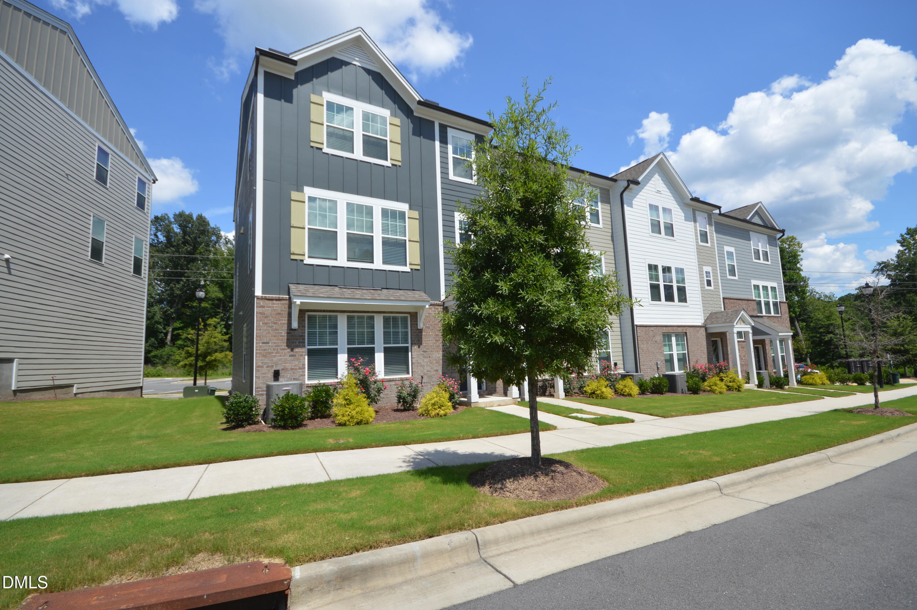 7016 Bent Pine Place Raleigh, NC 27613 - Photo 2 of 36 DSC_0003