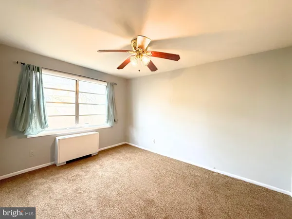 $1,900 | 4254 Buckman Road, Unit 4, Alexandria, VA 22309