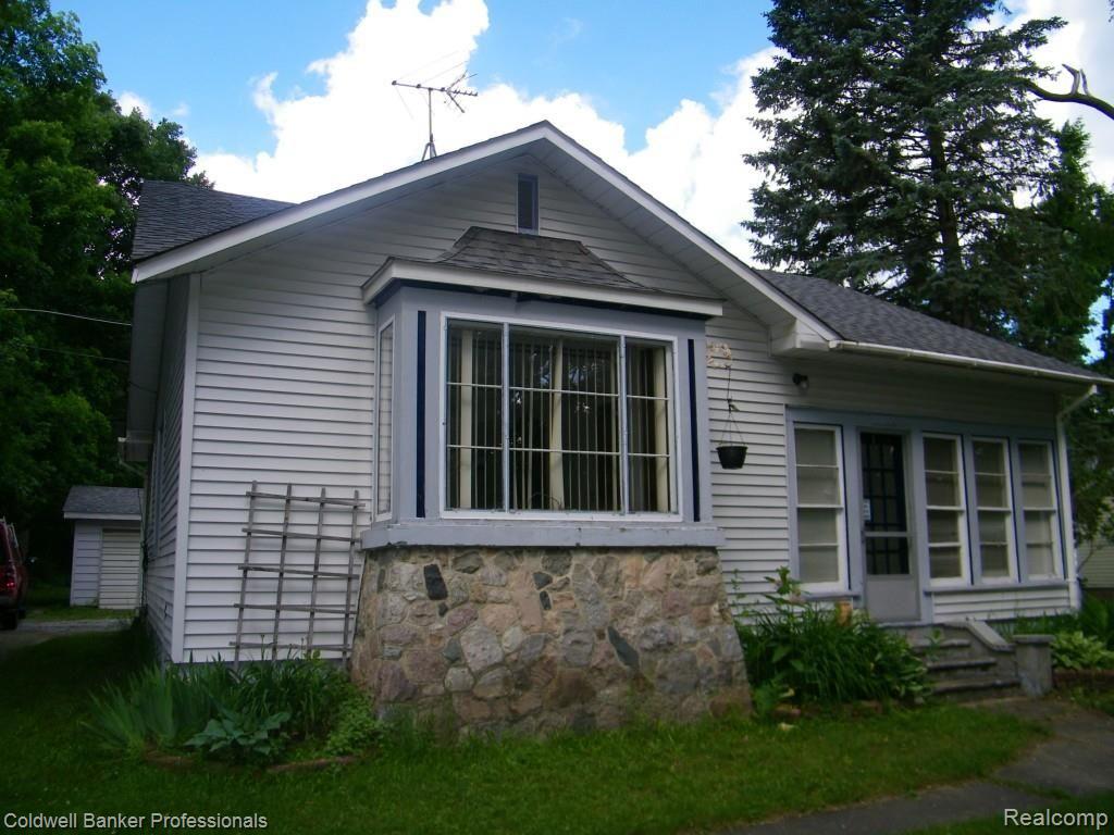 2115 Mitchell Lake Rd.jpg
