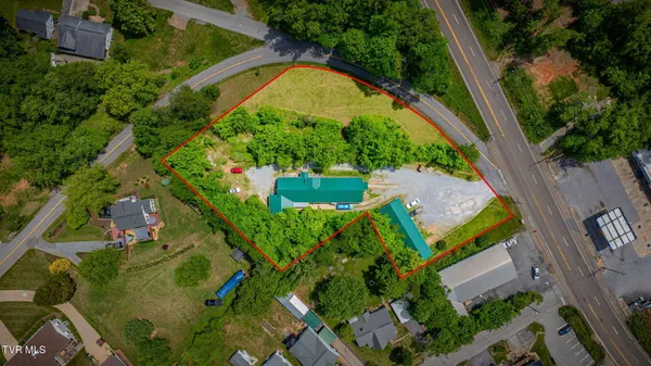 $425,000 | 4006 Memorial Boulevard, Unit 1, Kingsport, TN 37664