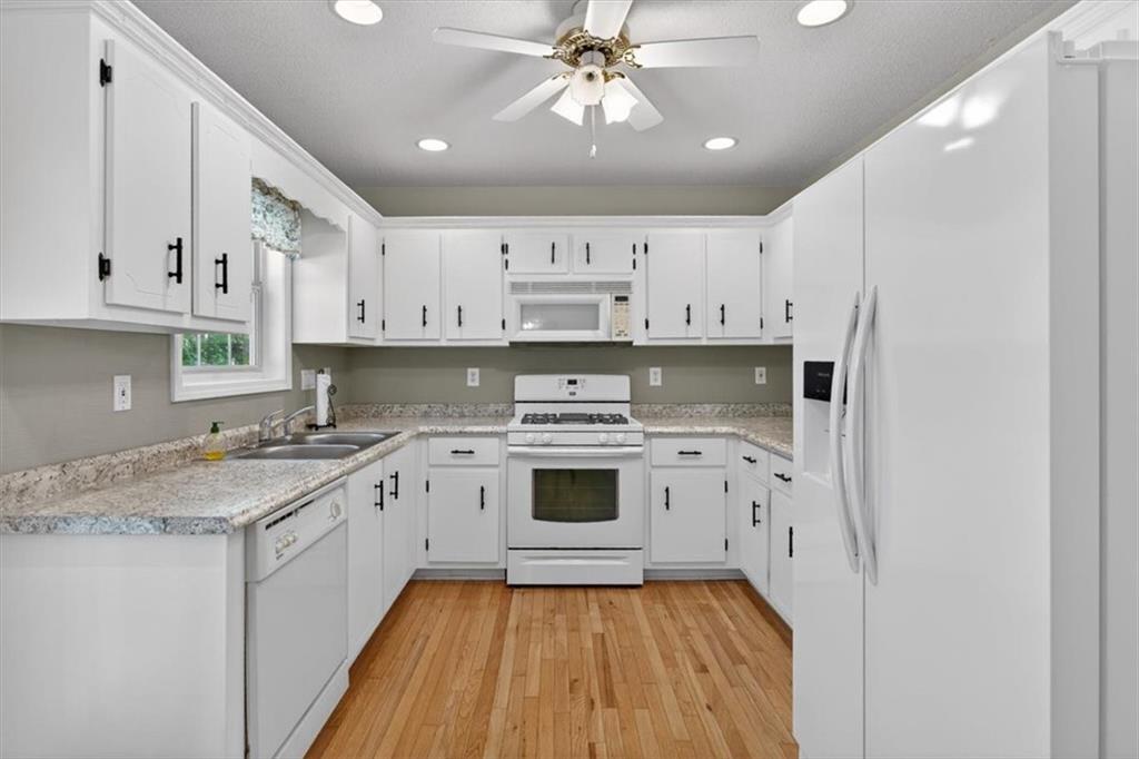402 Deer Run Jasper, GA 30143 - Photo 18 of 47