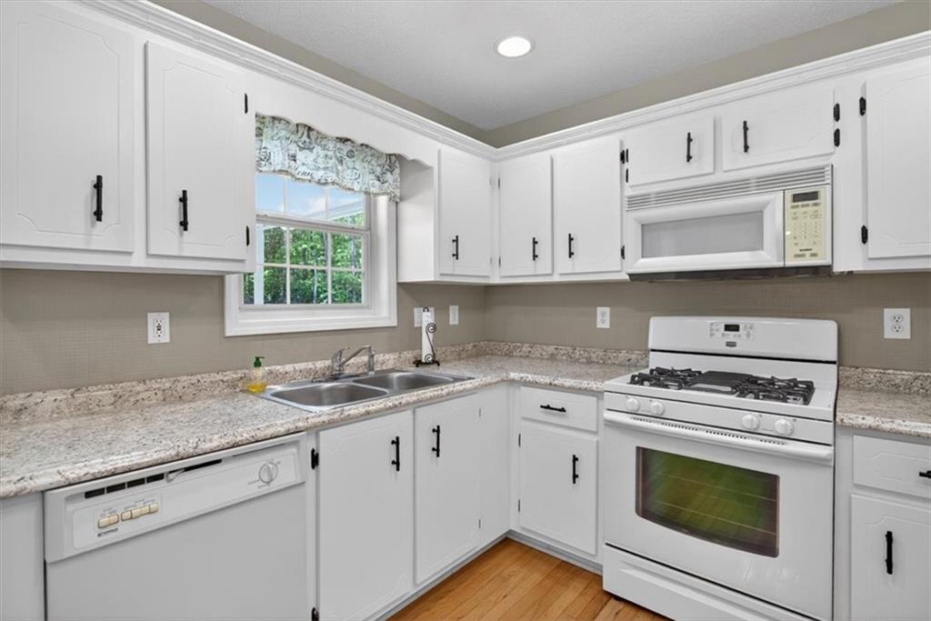 402 Deer Run Jasper, GA 30143 - Photo 20 of 47
