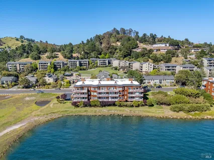 $1,275,000 | 110 Seminary Drive, Unit 1E, Mill Valley, CA 94941