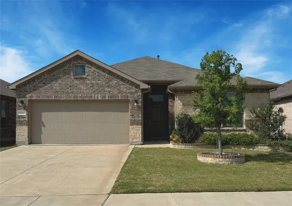 $2,600 | 15841 Holland Hill Lane, Justin, TX 76247
