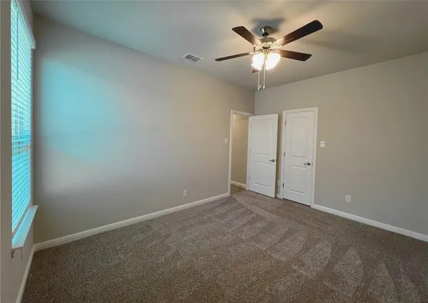 $2,600 | 15841 Holland Hill Lane, Justin, TX 76247