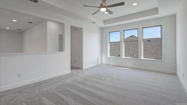 $499,900 | 326 White Oak, Castroville, TX 78009