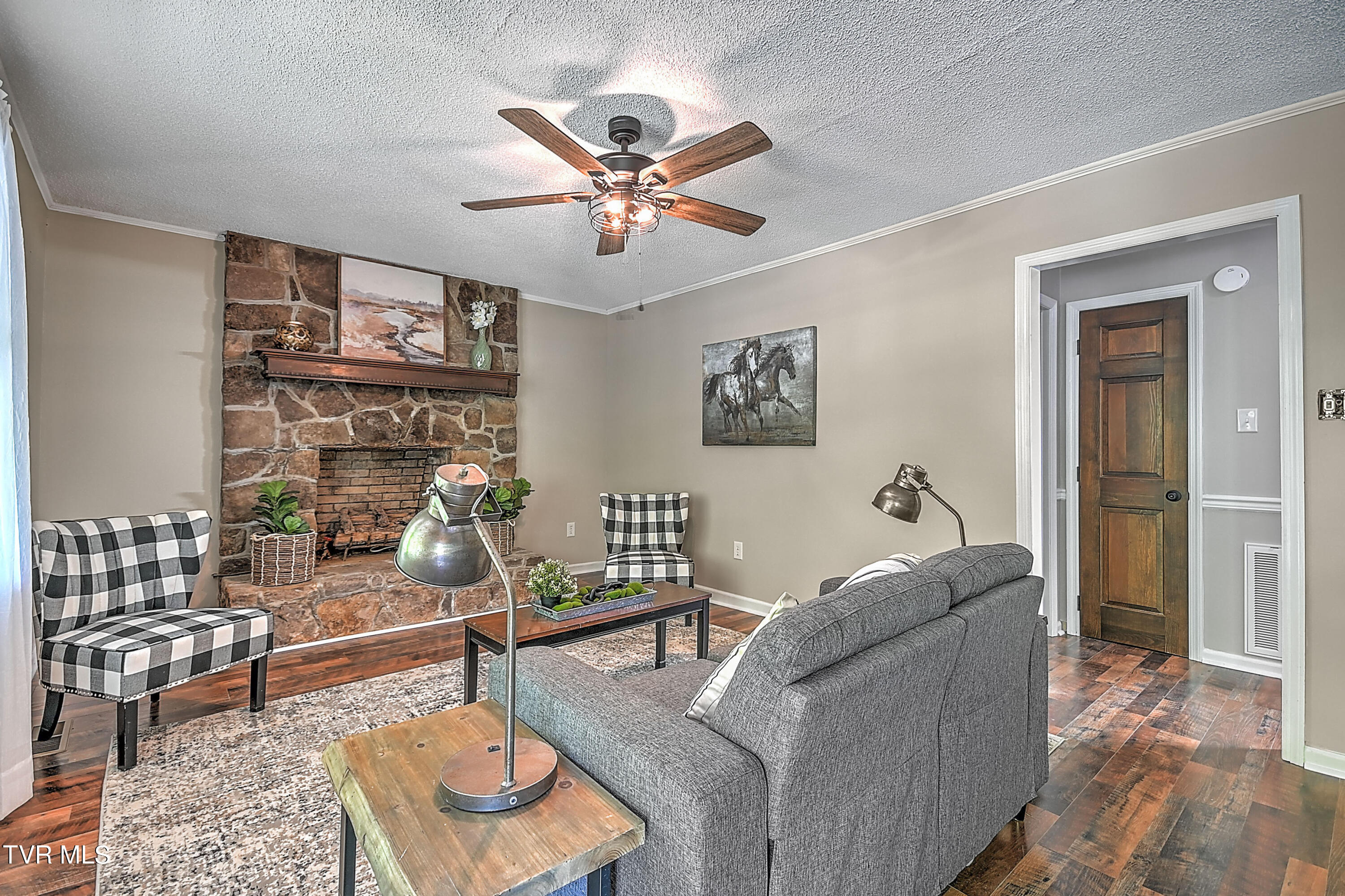 3753 Cove Creek Road Bristol, VA 24202 - Photo 13 of 70 Cove Creek Gdawg-9